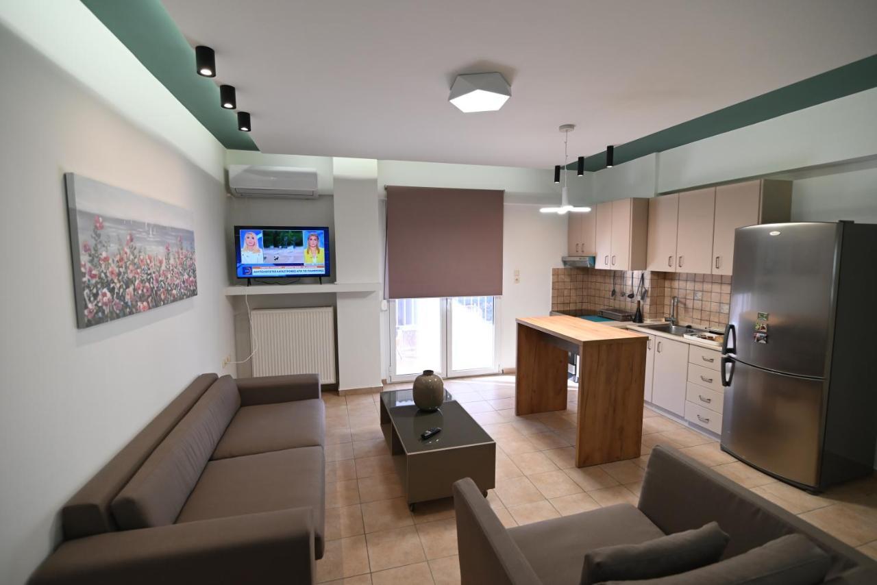The Whole Packet A4 Center With Parking Apartment ลาริซา ภายนอก รูปภาพ